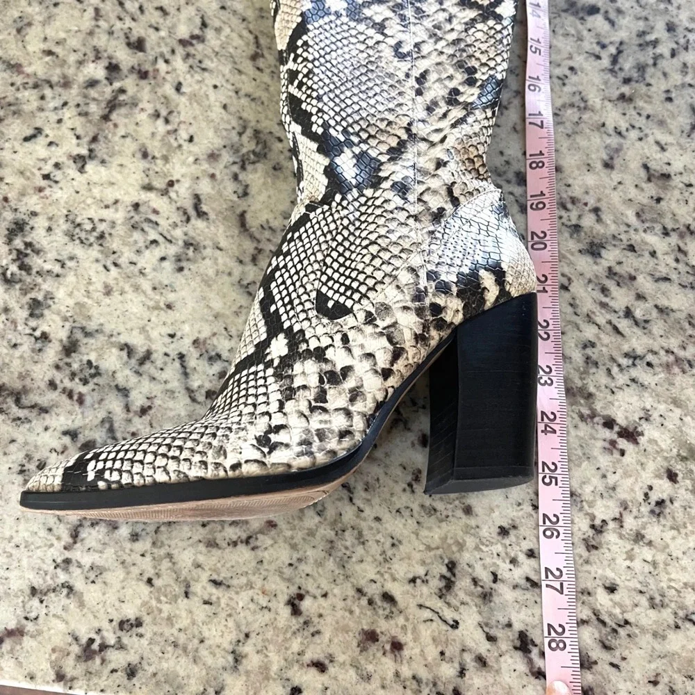 Vince Camuto vince camuto